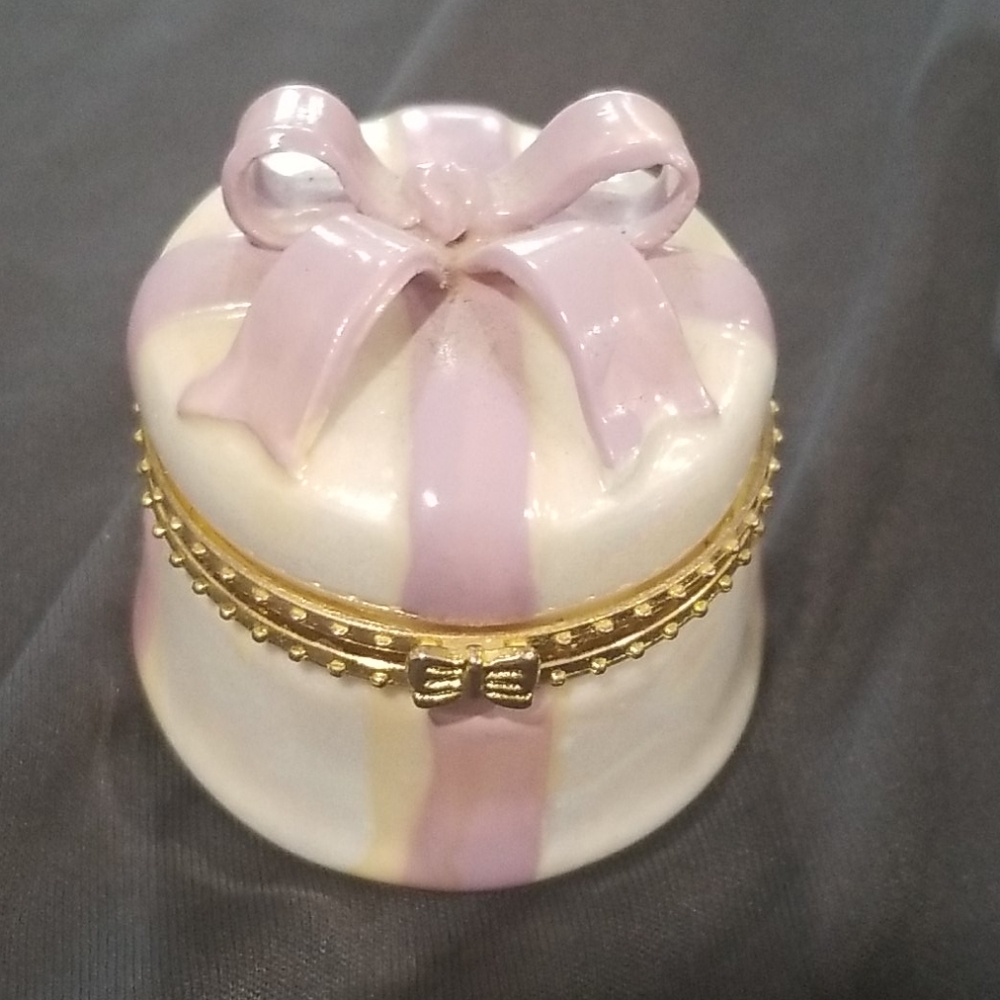 Decorative "box"